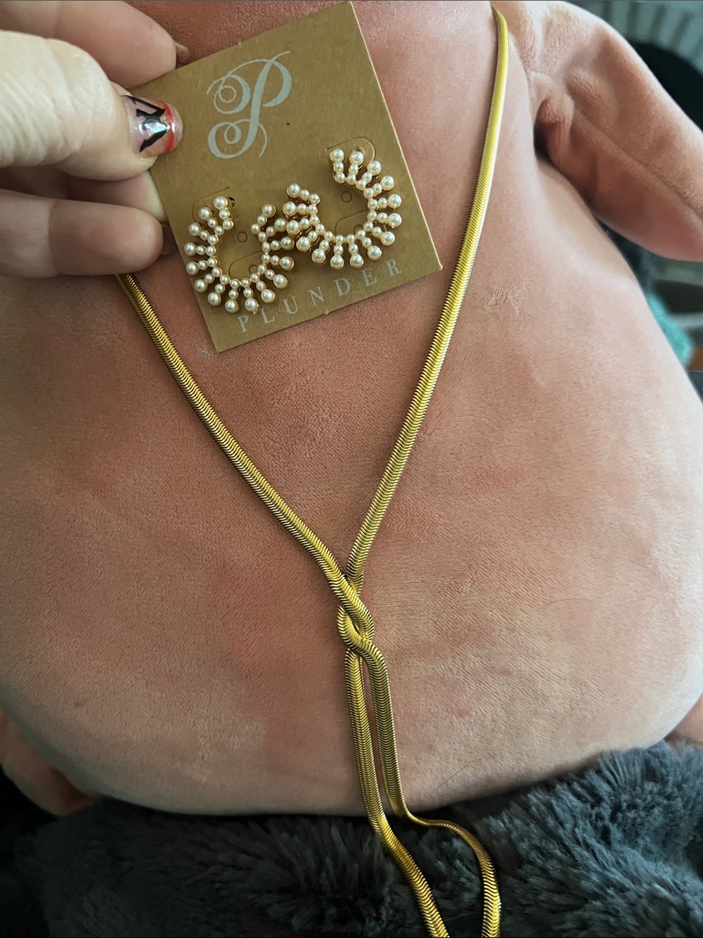 Gold-Tone Braided Chain Necklace and pearl motif earrings set!
